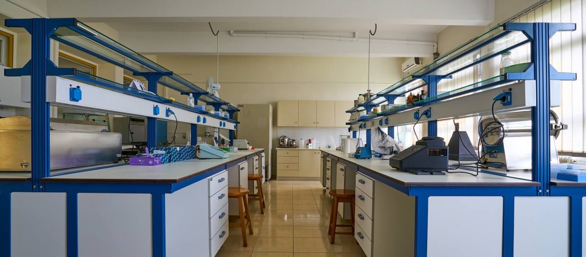 Εργαστήριο Μικροβιολογίας / Microbiology Lab
